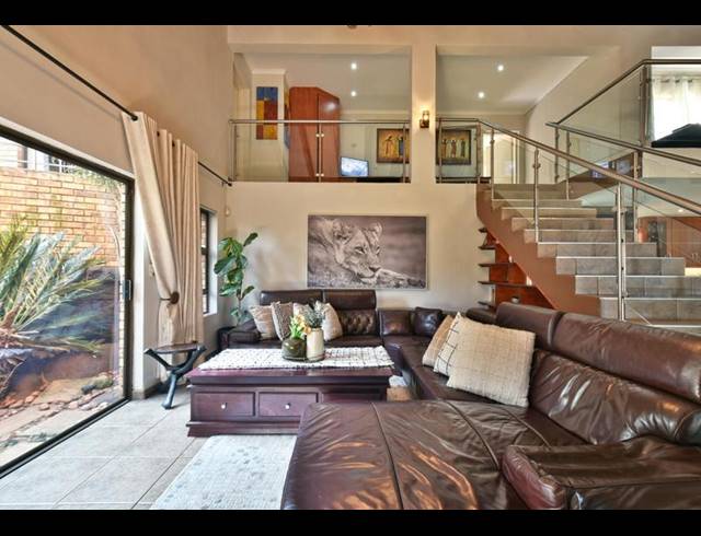 4 BEDROOM HOUSE FOR SALE IN GLENVISTA